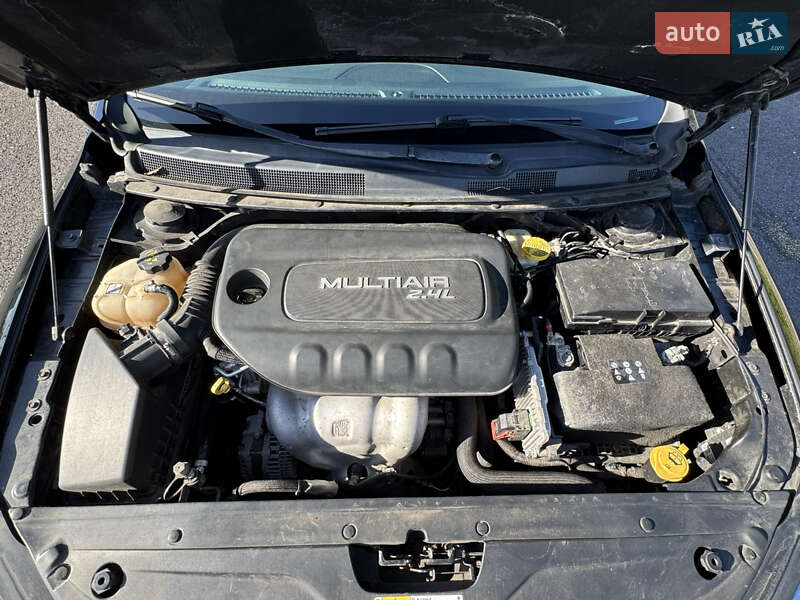 Седан Chrysler 200 2016 в Броварах фото 11 Седан Chrysler 200 2016 в Броварах