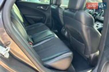 Седан Chrysler 200 2015 в 