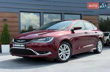 Седан Chrysler 200 2015 в Рівному