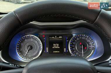 Седан Chrysler 200 2015 в 