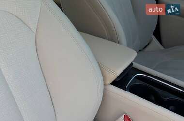 Седан Chrysler 200 2015 в 