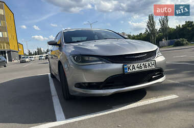Седан Chrysler 200 2015 в 