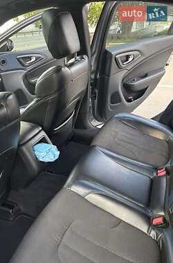 Седан Chrysler 200 2015 в 
