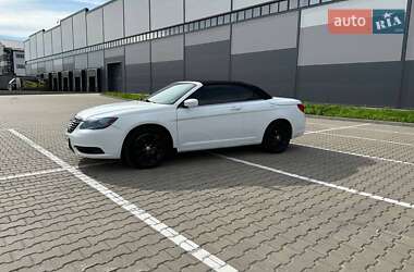 Кабриолет Chrysler 200 2012 в 