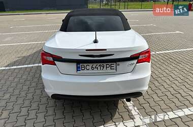 Кабриолет Chrysler 200 2012 в 