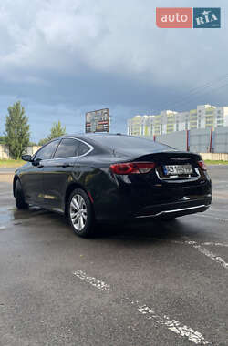 Седан Chrysler 200 2015 в 