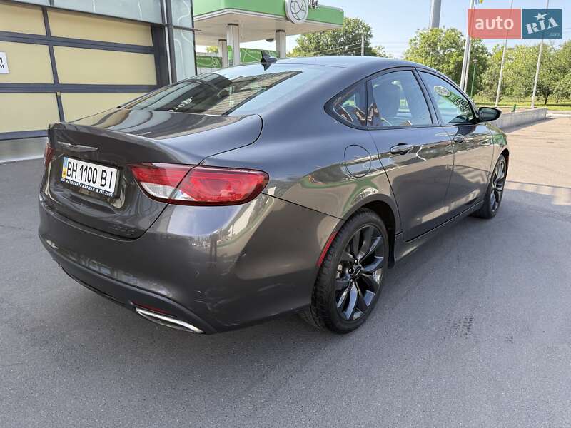 Седан Chrysler 200 2015 в Одессе