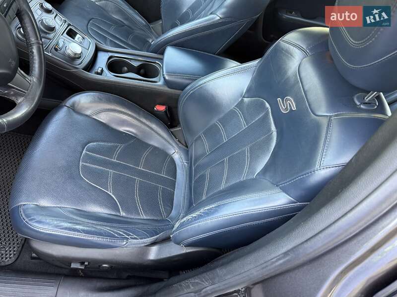 Седан Chrysler 200 2015 в Одессе