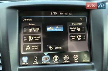 Седан Chrysler 200 2015 в 