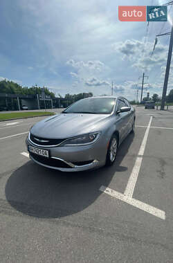 Седан Chrysler 200 2014 в Киеве