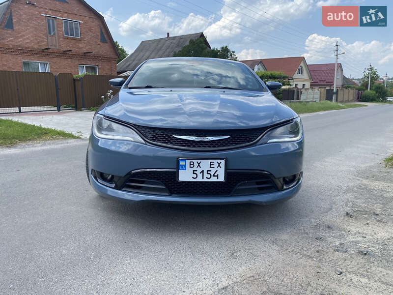Седан Chrysler 200 2014 в Хмельницком