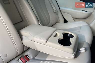 Седан Chrysler 200 2016 в 