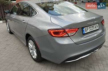 Седан Chrysler 200 2015 в 