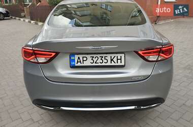 Седан Chrysler 200 2015 в 