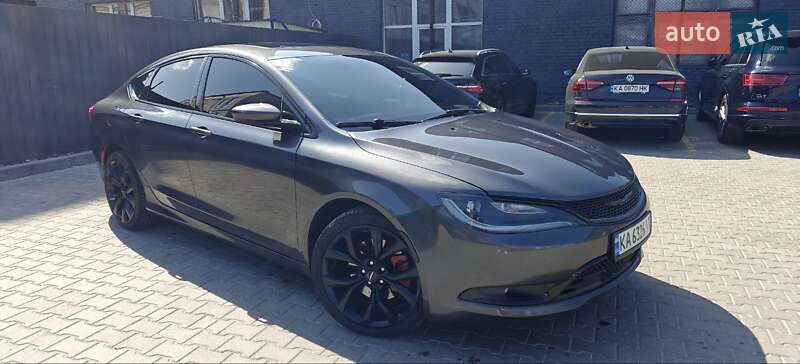Chrysler 200 2015