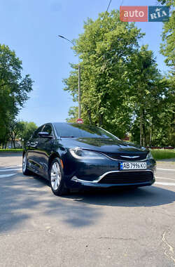Седан Chrysler 200 2016 в 