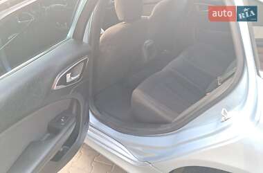 Седан Chrysler 200 2015 в 