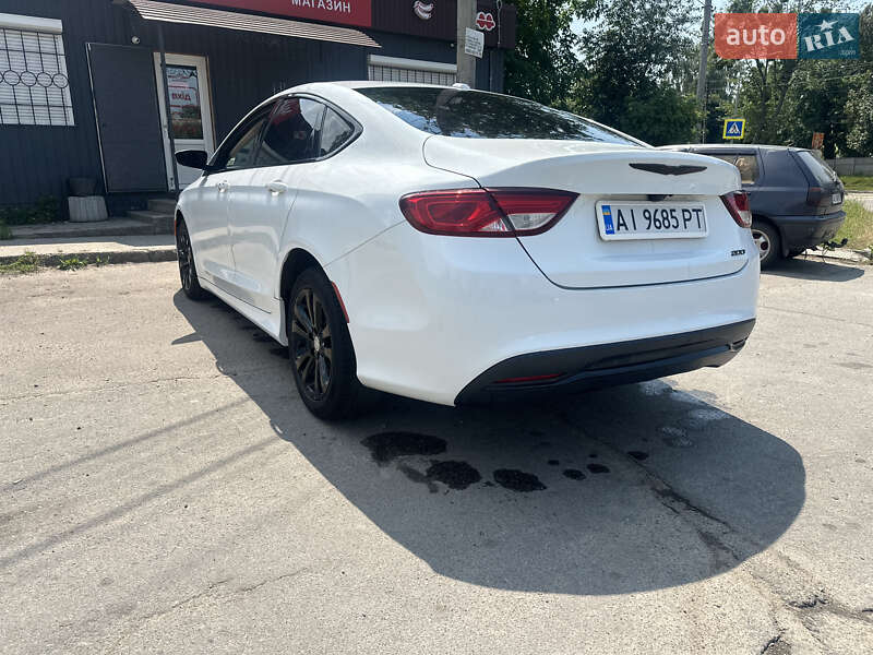 Седан Chrysler 200 2014 в Киеве