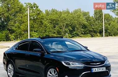 Седан Chrysler 200 2015 в Каневе