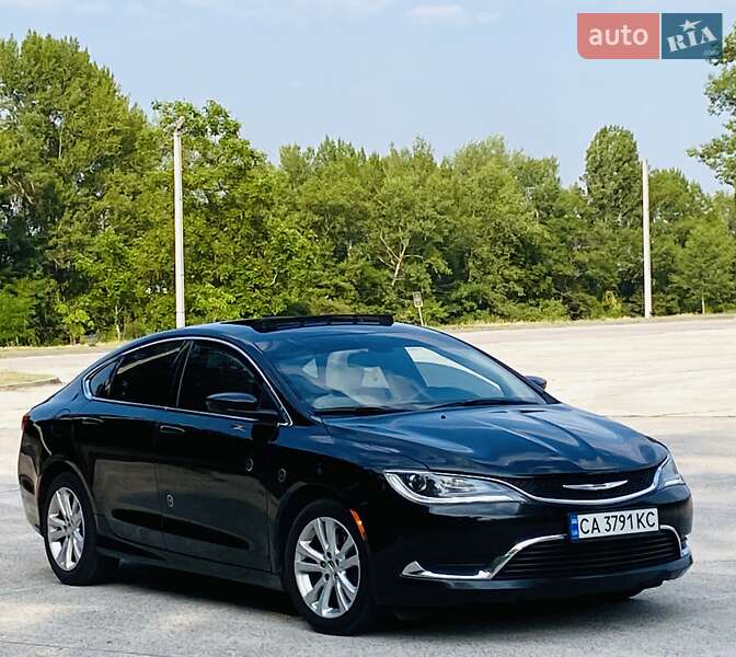 Chrysler 200 2015