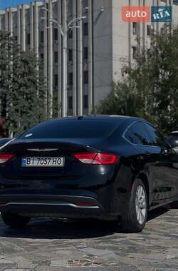 Седан Chrysler 200 2015 в 