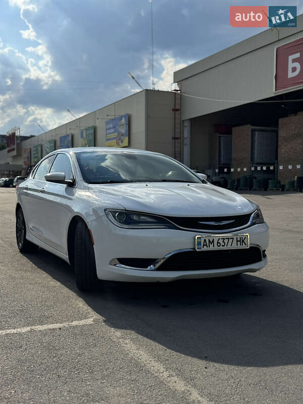 Седан Chrysler 200 2014 в Житомире