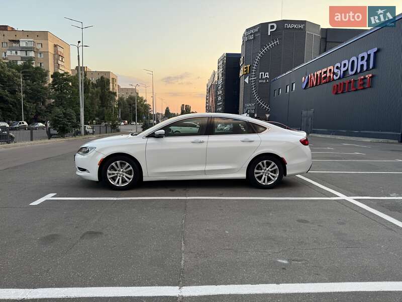 Седан Chrysler 200 2014 в Киеве