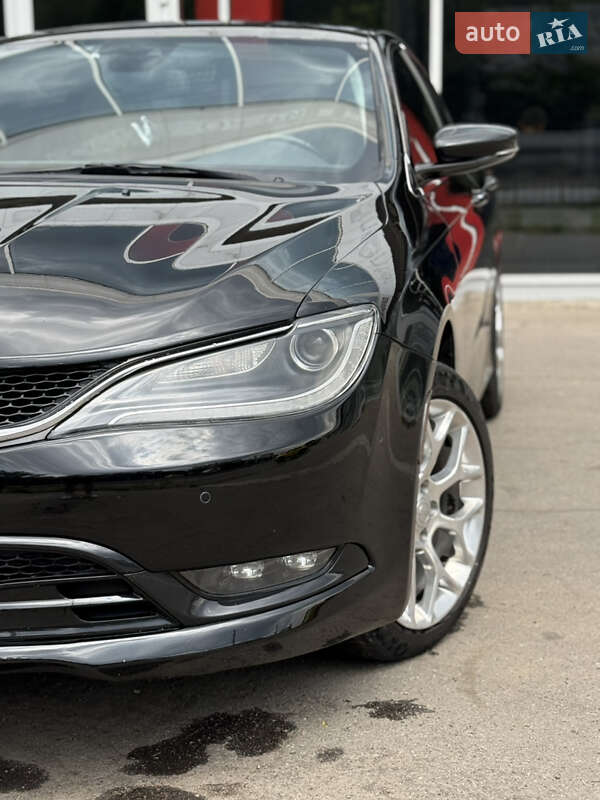 Седан Chrysler 200 2014 в Дніпрі