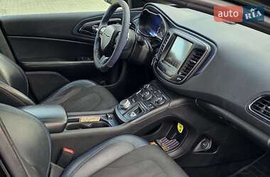 Седан Chrysler 200 2014 в 