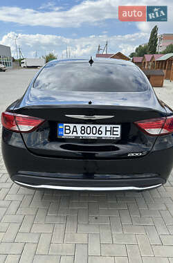 Седан Chrysler 200 2014 в 