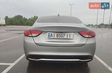 Седан Chrysler 200 2016 в 