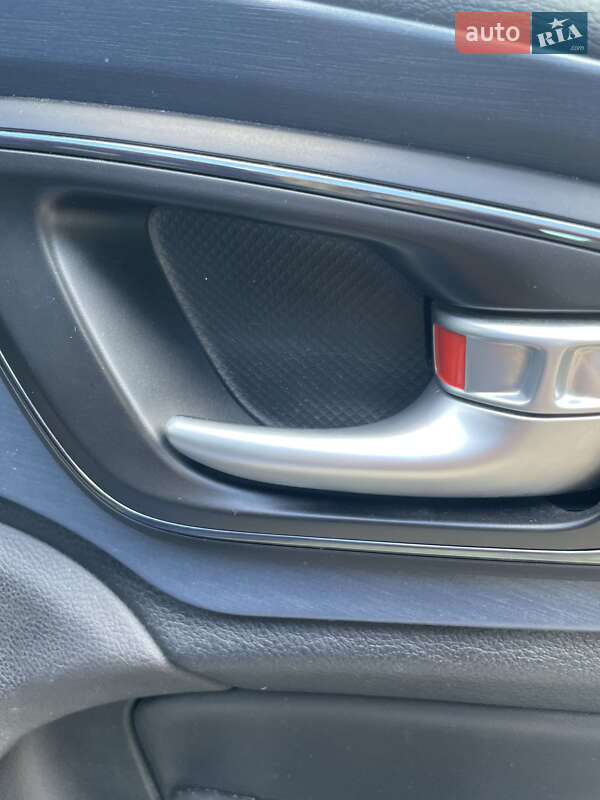 Седан Chrysler 200 2015 в Буче