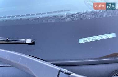 Седан Chrysler 200 2015 в 