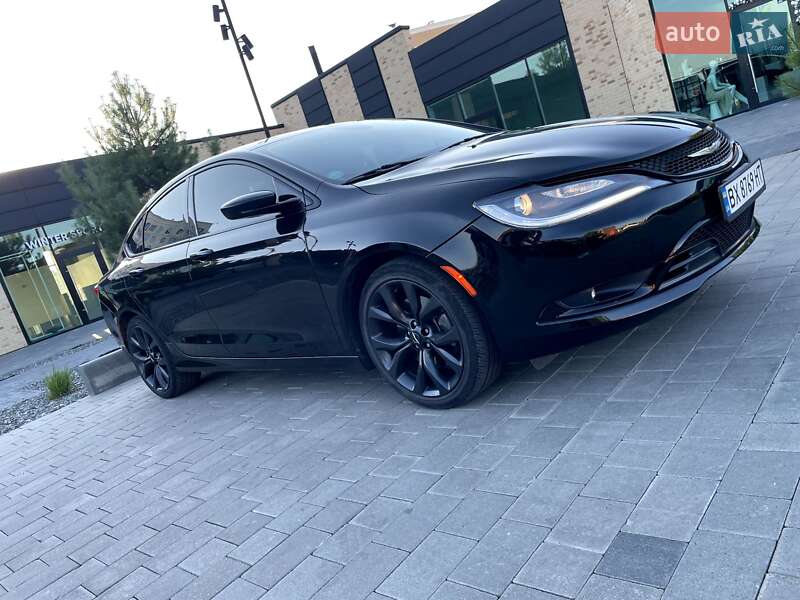Chrysler 200 2015