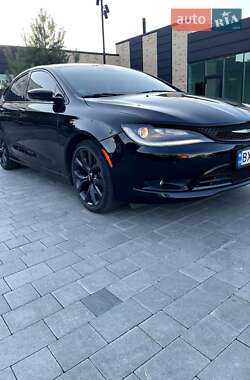 Седан Chrysler 200 2015 в 