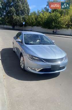 Седан Chrysler 200 2015 в Дніпрі