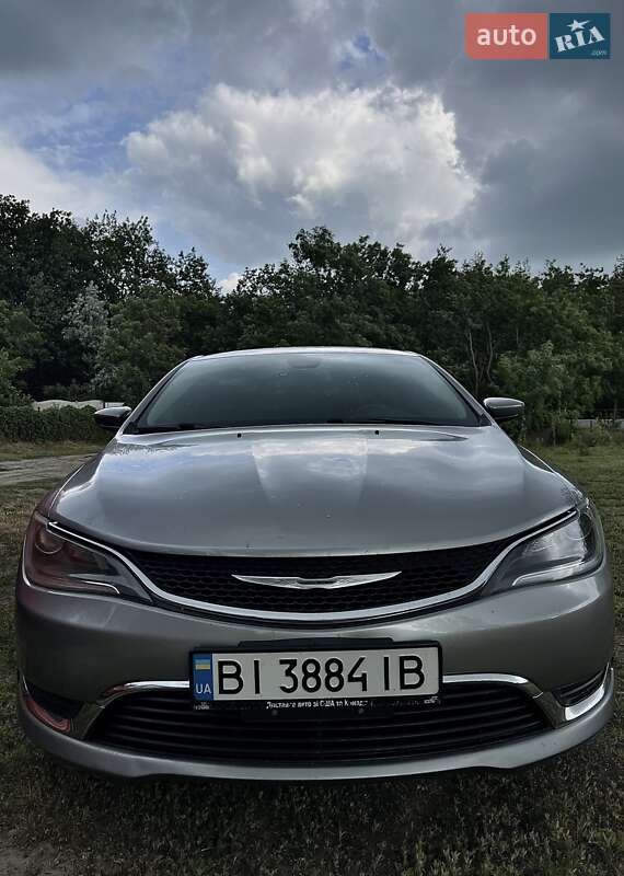 Седан Chrysler 200 2015 в Кременчуге