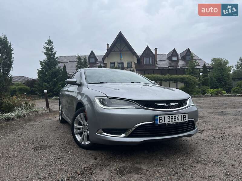 Седан Chrysler 200 2015 в Кременчуге