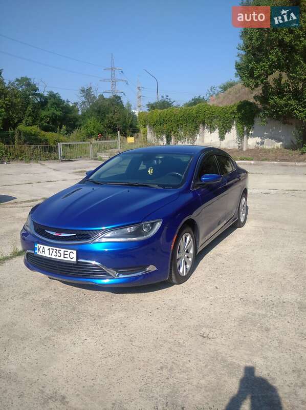 Chrysler 200 2015