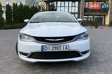 Седан Chrysler 200 2015 в 