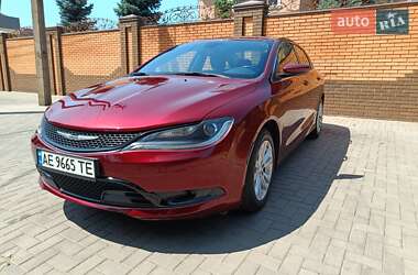 Седан Chrysler 200 2015 в Кривом Роге