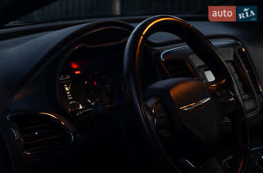 Седан Chrysler 200 2014 в Кременчуге