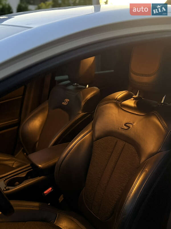 Седан Chrysler 200 2014 в Кременчуге
