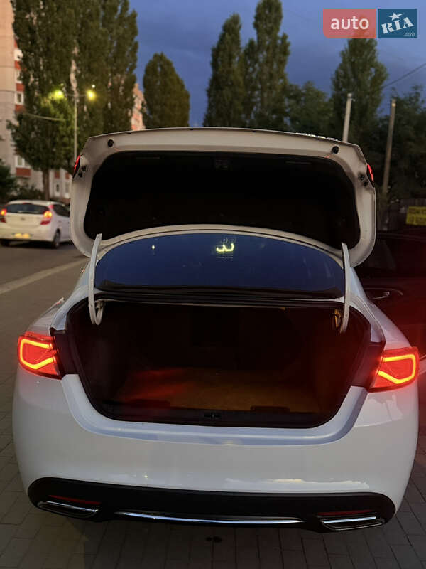 Седан Chrysler 200 2014 в Кременчуге
