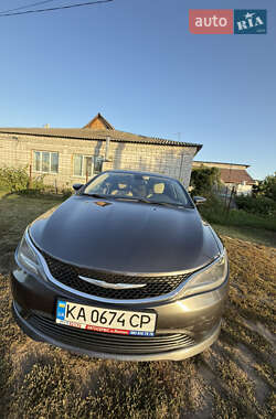 Седан Chrysler 200 2016 в 
