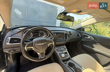 Седан Chrysler 200 2016 в 