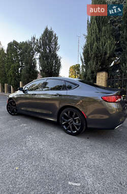 Седан Chrysler 200 2014 в 