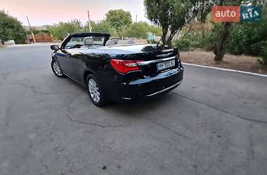 Кабриолет Chrysler 200 2012 в 