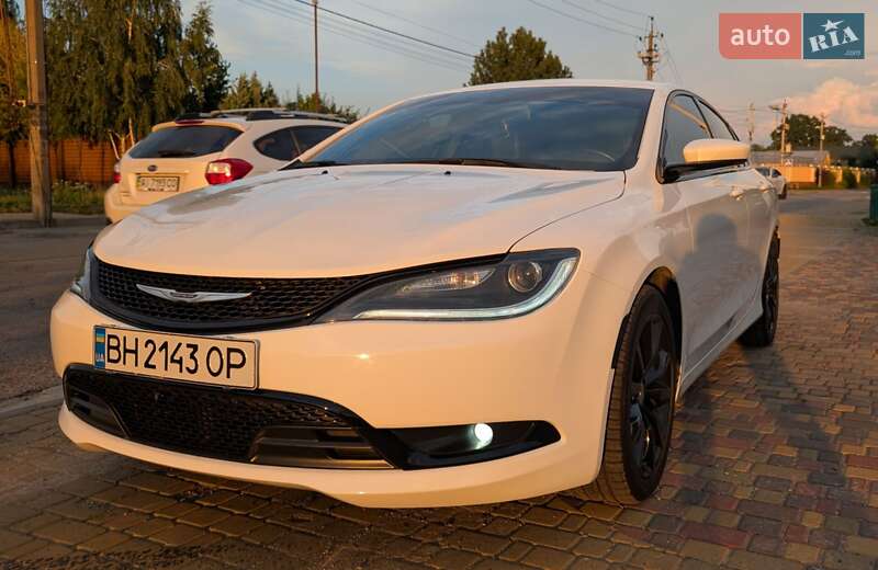 Chrysler 200 2015