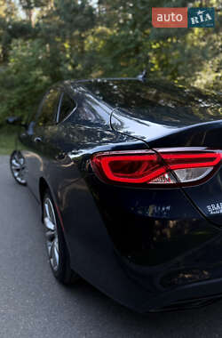 Седан Chrysler 200 2016 в 